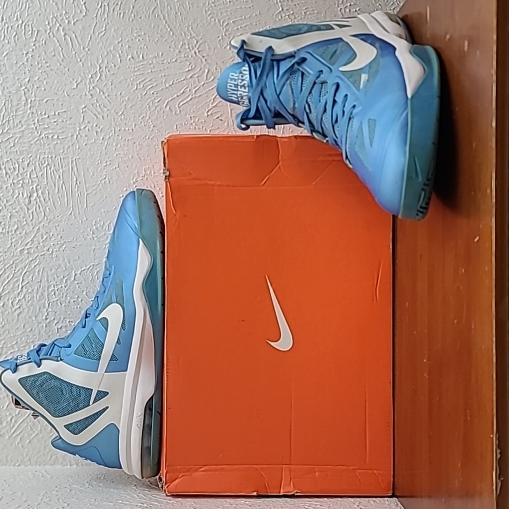 Nike Air Max Hyper Aggressor High UNC Blue PE  Mens Sneakers 524867-402 Size 12